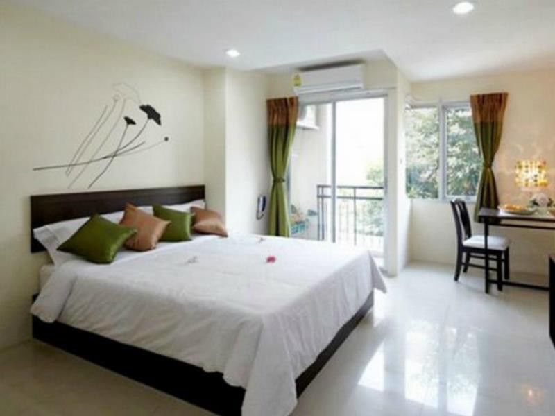 Cs Residence Bangkok Bagian luar foto