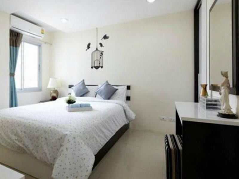 Cs Residence Bangkok Bagian luar foto