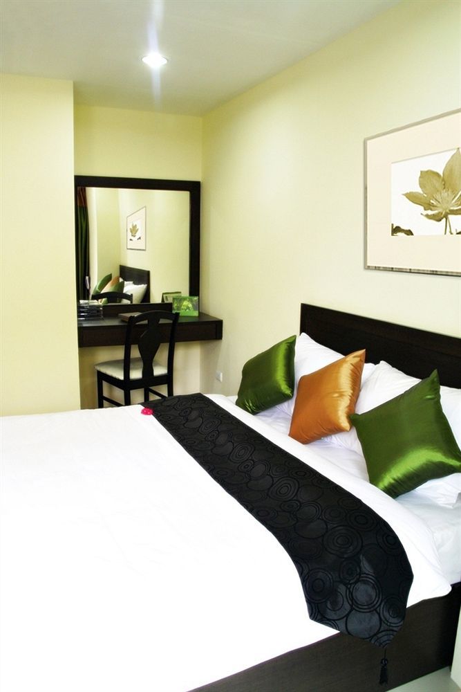 Cs Residence Bangkok Bagian luar foto